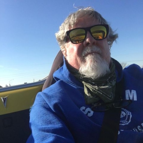 Meet your Posher, Max - Picture 1 of 1